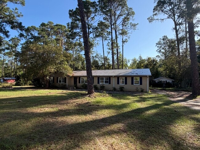 Building Photo - 916 Old Wadley Rd