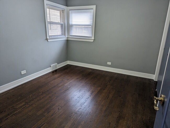 Building Photo - 7946 S Peoria St