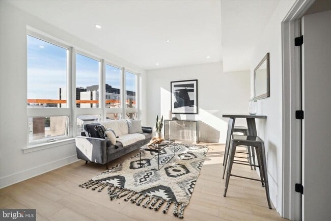 Building Photo - 1643 N 2nd St