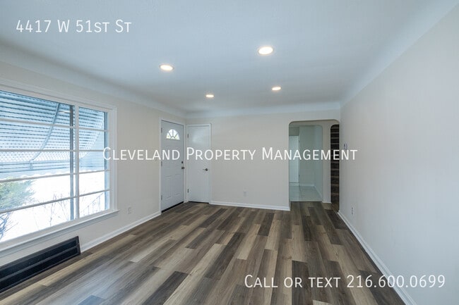 Building Photo - 4417 W 51st St