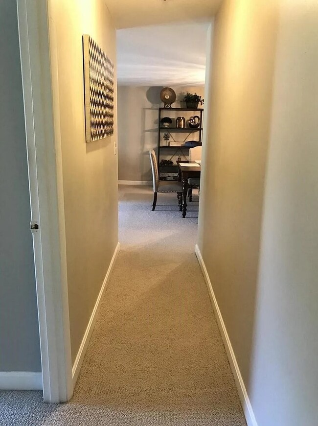 Building Photo - 501 Brook Village Rd