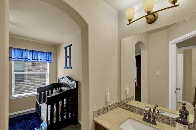 Building Photo - 16702 Radiant Lilac Trail