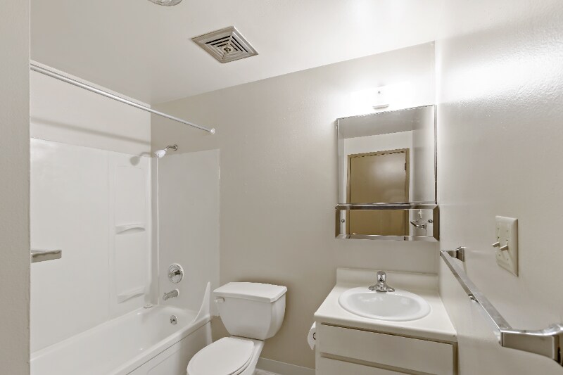 Building Photo - 5625 15th Ave NE