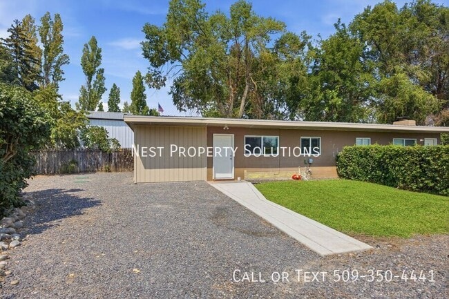 Building Photo - 4460 Circle Pl NE