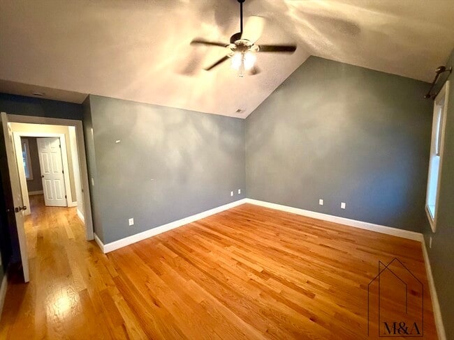 Building Photo - 46B Dominion Rd