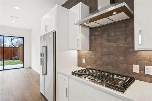 Building Photo - 2329 Vagas St