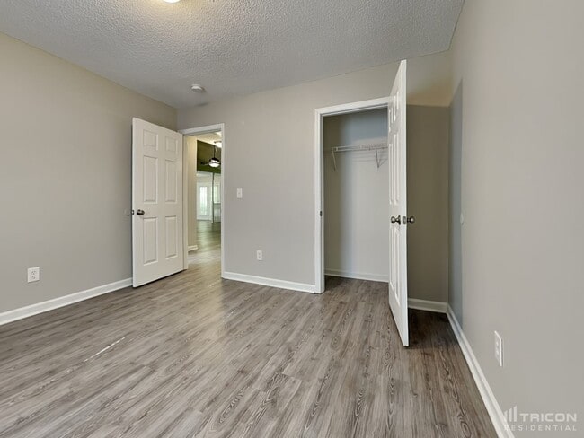 Building Photo - 264 Rolling Rock Rd