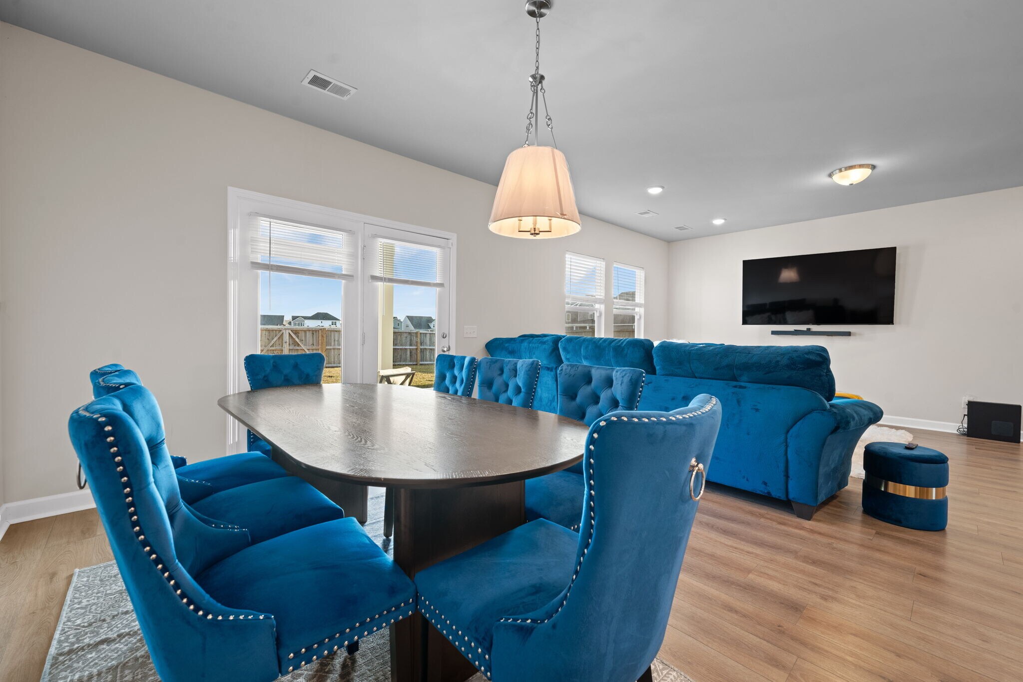 Building Photo - 188 Lucca Dr