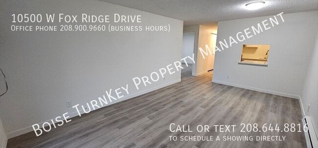 Building Photo - 10500 W Fox Ridge Dr