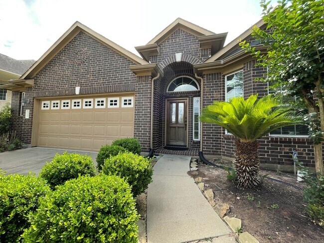 Building Photo - 326 Trillium Dr