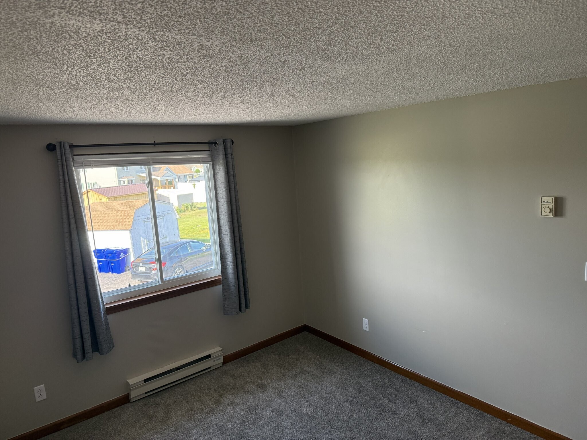 Building Photo - 2721 Alder Creek Dr S