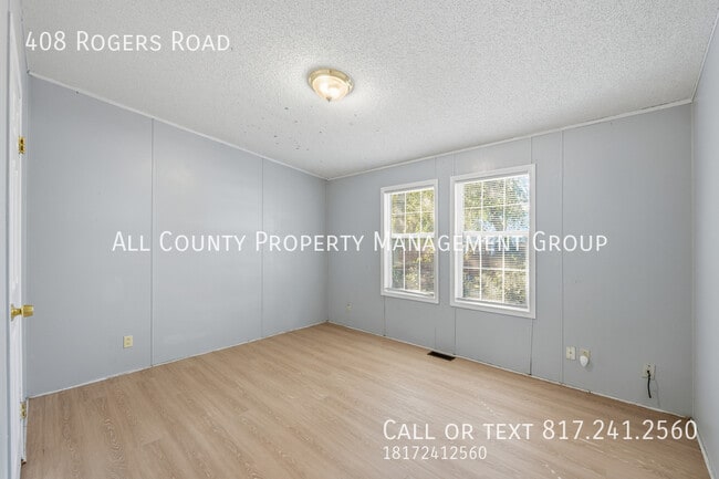 Building Photo - 408 Rogers Rd