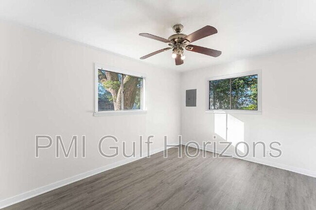 Building Photo - 620 Prichard Ave