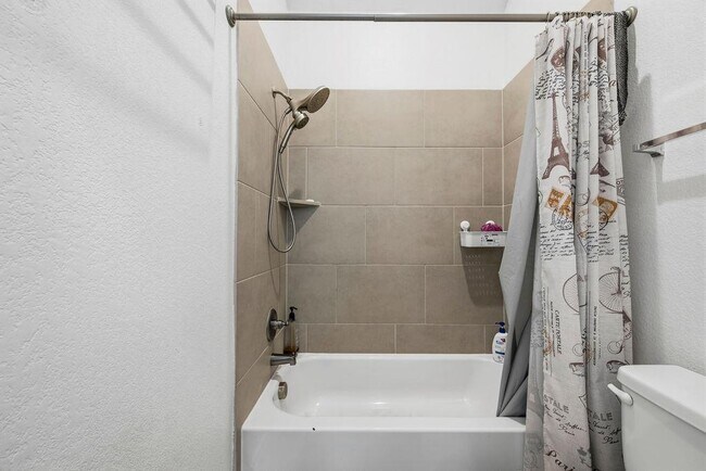 Building Photo - 504 Montalcino Ln