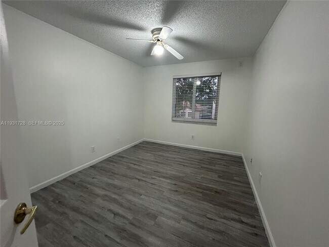 Building Photo - 16120 Opal Creek Dr