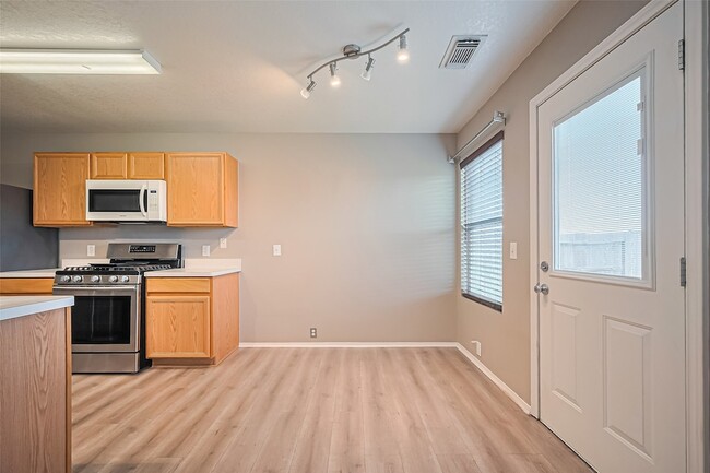 Building Photo - 2307 Emory Knoll Dr