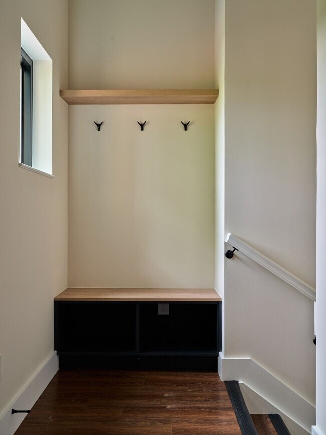 Building Photo - Tributary 50 Unit 209