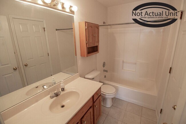 Building Photo - 1413-1415 Frideriki