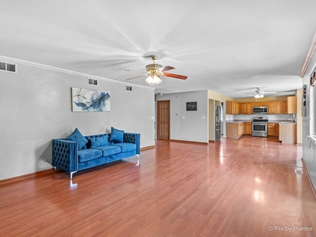 Building Photo - 646 Otter Way