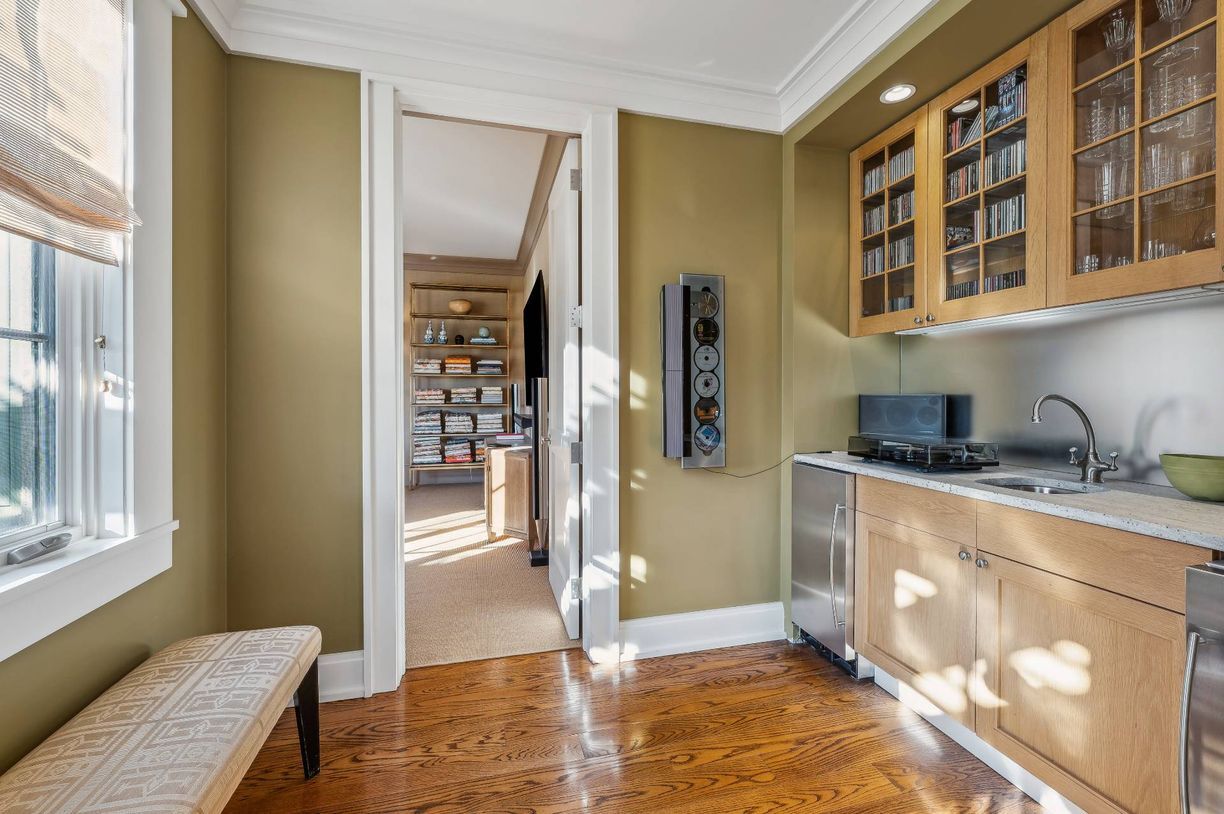 Building Photo - 110 Rose Hill Rd