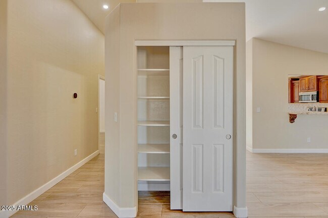 Building Photo - 10278 E Tierra Buena Ln