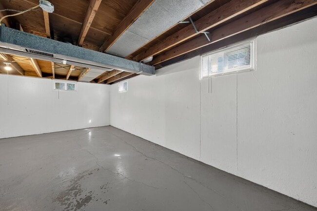 Building Photo - 2059 Wilbert Dr