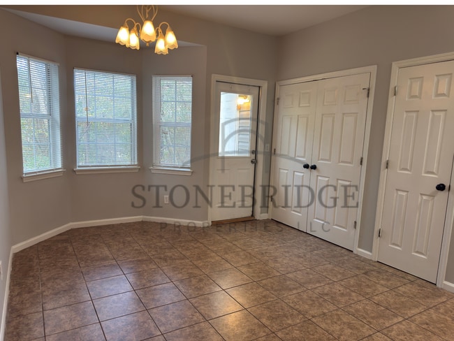 Building Photo - 2 bed, 2 bath townhome in Alabaster