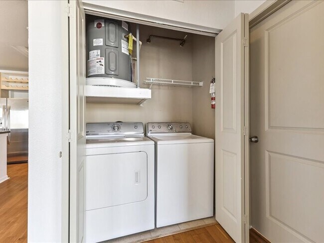 Building Photo - 3505 Sage Rd