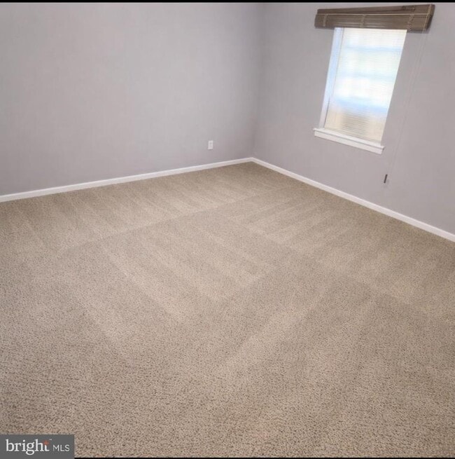 Building Photo - 20 Juliustown Rd