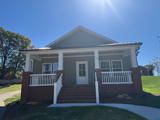 Building Photo - Three bedroom, 2 bath house in Graham-newly constructed!