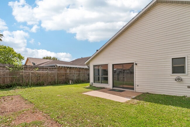 Building Photo - 11306 Bayou Pl Ln