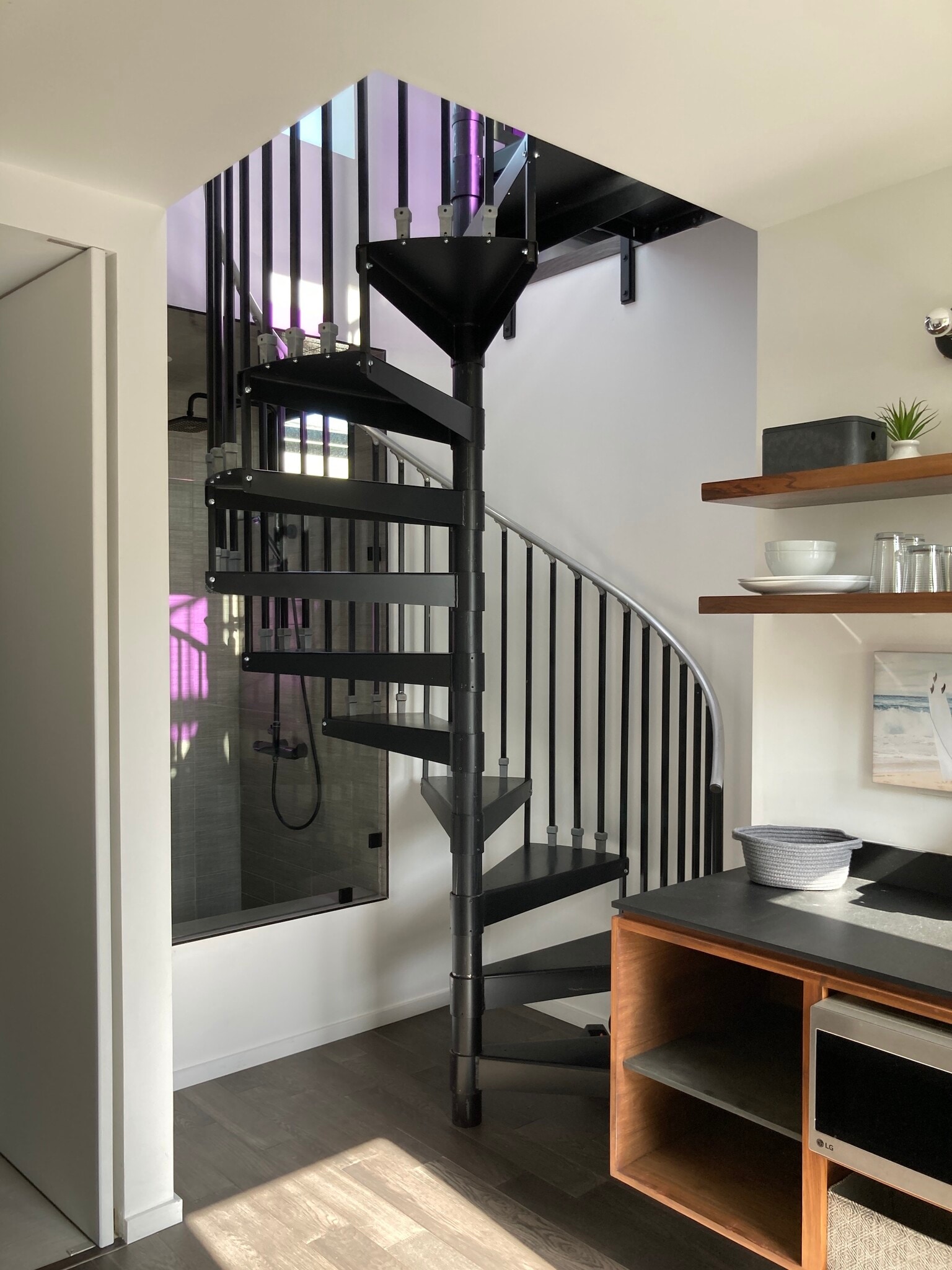 Loft - 3720 Crestwood Pl
