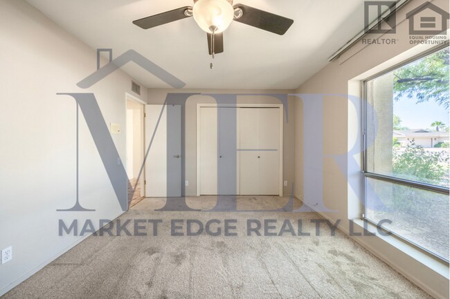 Building Photo - 4Bed/2.5Bath House at 56th/Cactus! $399 MOVE-IN SPECIAL! Move-In Ready on 04/09/2026!