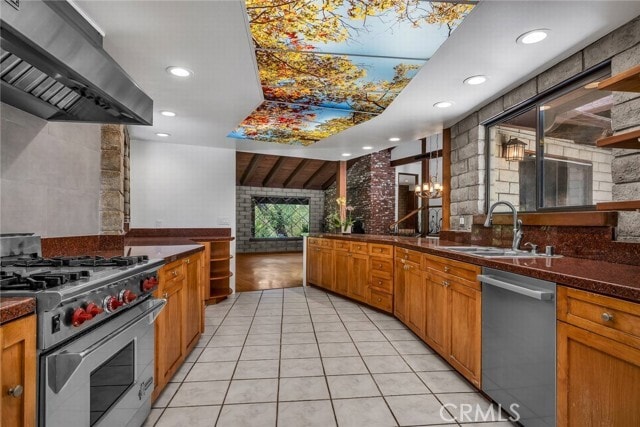 Building Photo - 535 Crater Camp Dr