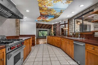 Building Photo - 535 Crater Camp Dr