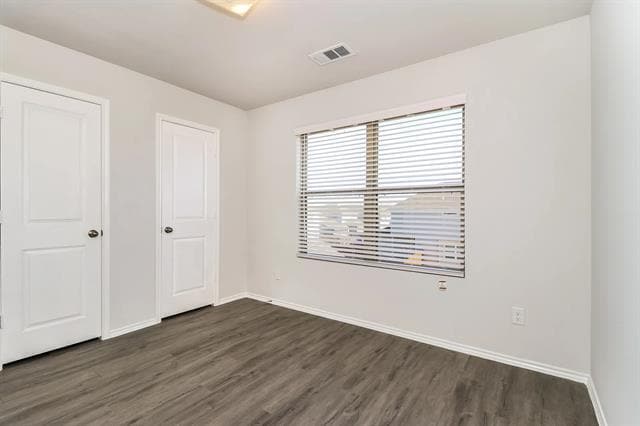 Building Photo - 5532 Shore Point Trl