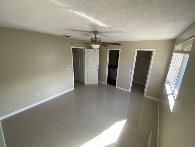 Building Photo - 3556 Forest Branch Dr