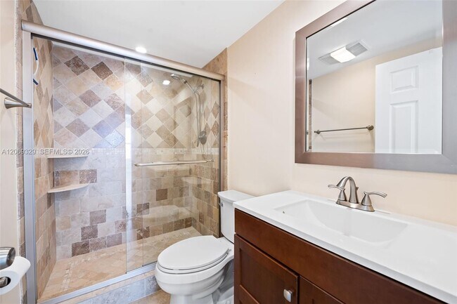 Building Photo - 3700 Galt Ocean Dr