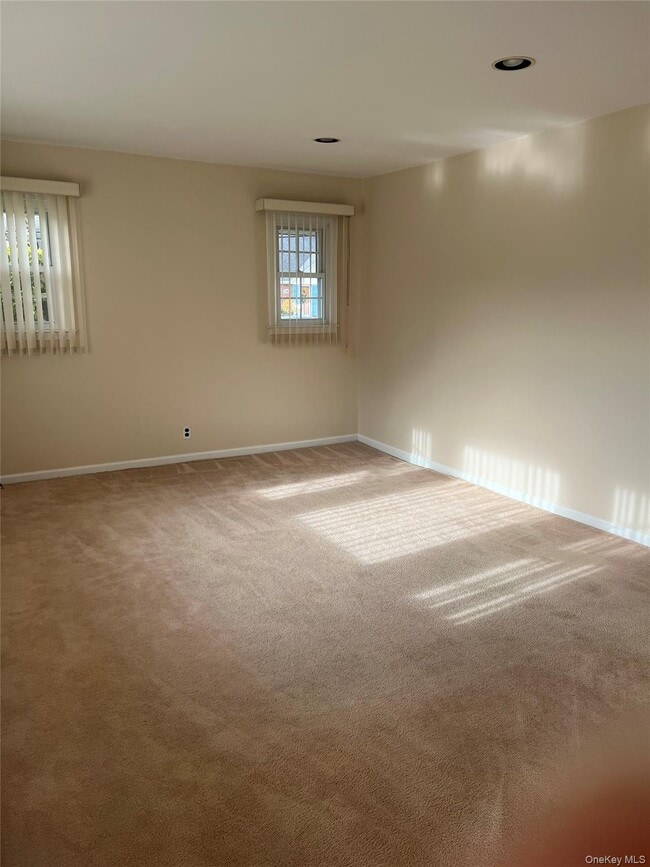 Building Photo - 1803 Albermarle Ave