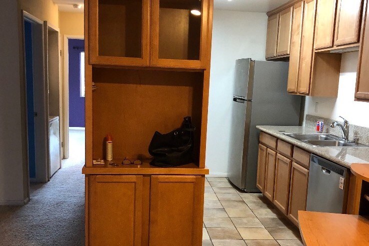Kitchen - 1730 S El Camino Real