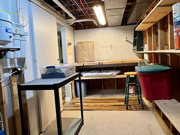 Building Photo - 583 Kingsbury St NW