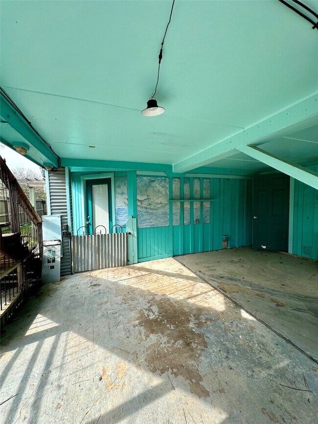 Building Photo - 354 2nd St