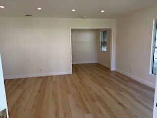 living/dining - 442 N Hollywood Way