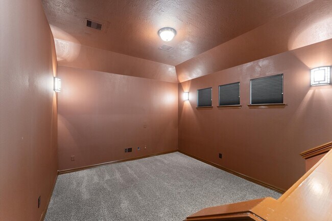 Building Photo - 361 W Tupelo Green Cir