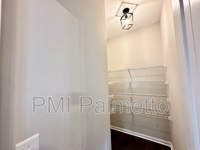 Building Photo - 146 Plum Orchard Dr