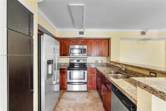 Building Photo - 12148 St.Andrews Pl