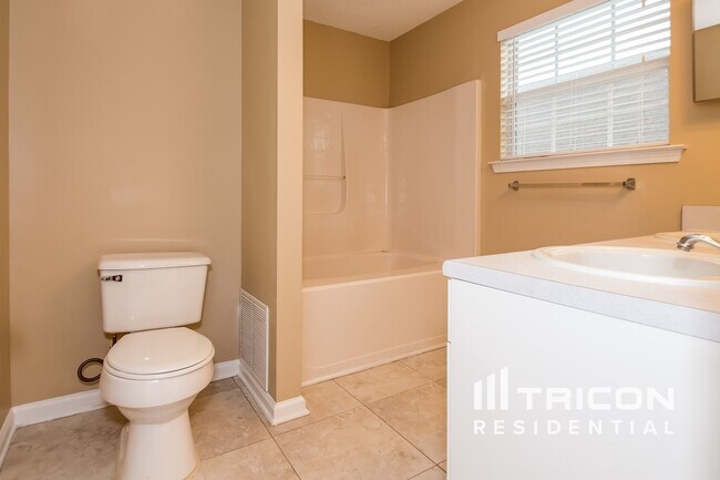 Building Photo - 3529 Brookstone Way