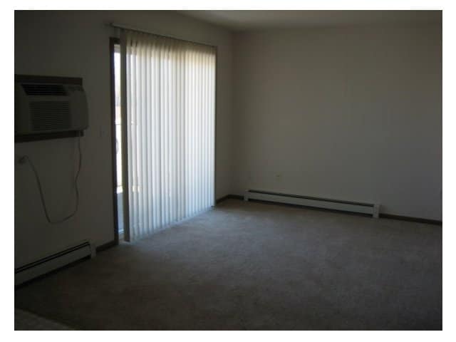 Living Room - Ridgeview Manor