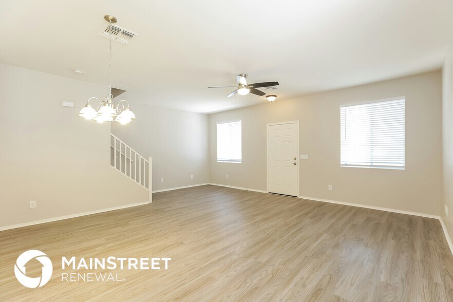 Building Photo - 5158 W Illini St