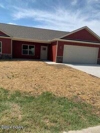 Building Photo - 2792 Neosho Heights Ave